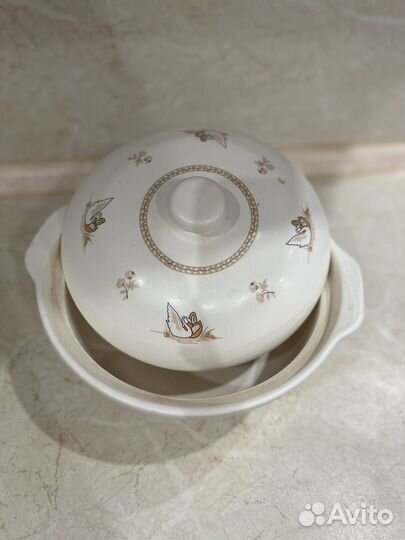 Керамическая кастрюля