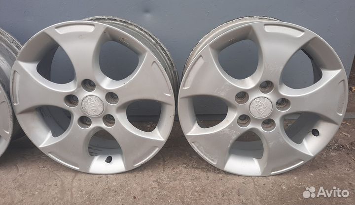 Оригинальные литые диски Kia Venga