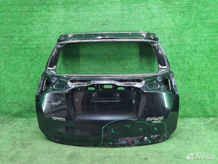 Крышка багажника Toyota RAV4