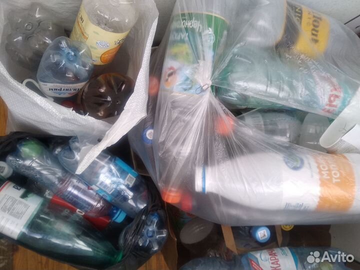 Бутылки пластиковые разные