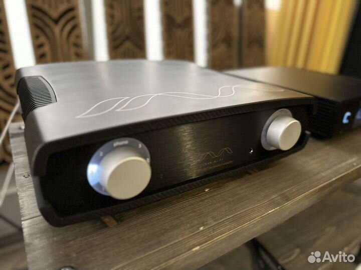 Java Hi-Fi Double shot integrated amplifier