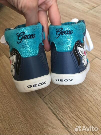 Кеды для девочки geox