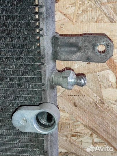 Радиатор кондиционера Audi A6 C6 BRE 2007