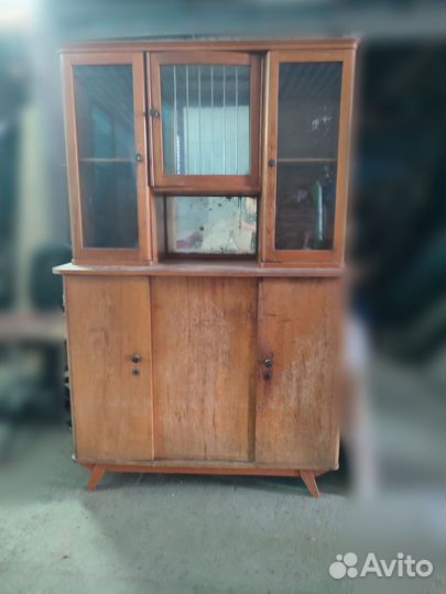 Старинный буфет сервант