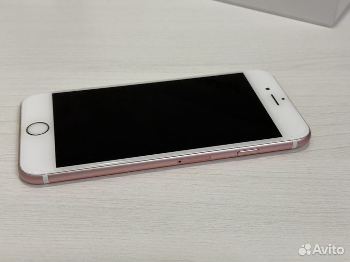 Телефон iPhone 6s