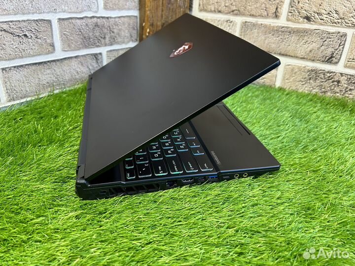 12 ядер MSI 120Ghz i7-9750H/RTX2060/16/SSD+HDD