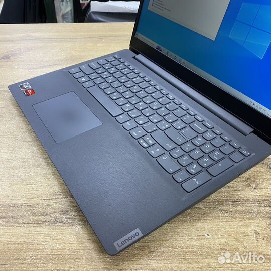 Ноутбук Lenovo V15-ADA