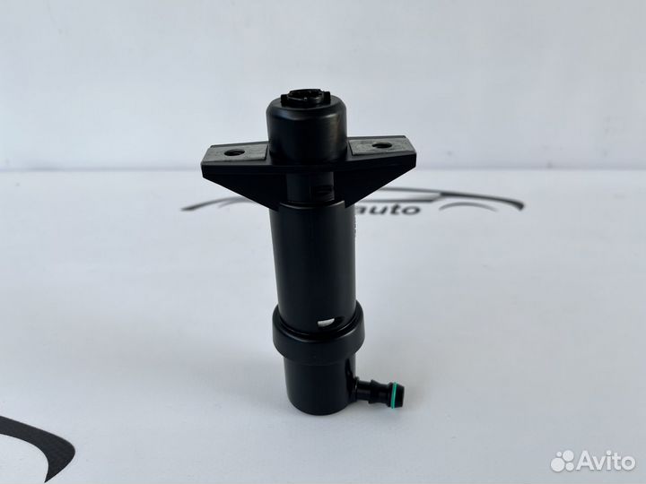 Mazda 3 BK форсунка омывателя фар 06-08