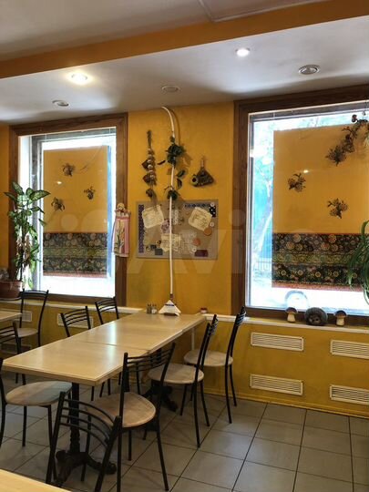 Продаётся коммерческое помещение, В.О.- 182.2 м²