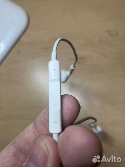 Оригинальные наушники apple earpods lightning