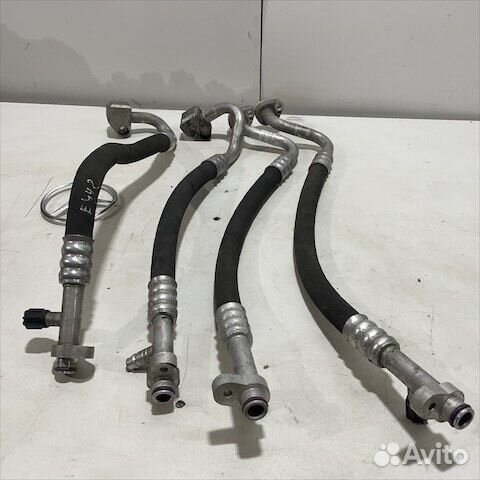 Трубка кондиционера Мерседес 204 w204 212 w212