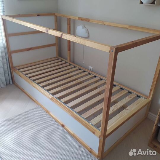 Детская кровать IKEA икеа кюра 90*200