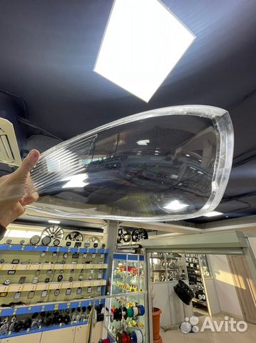 Стекло фары Hyundai H1/Grand Starex (2007-2018)