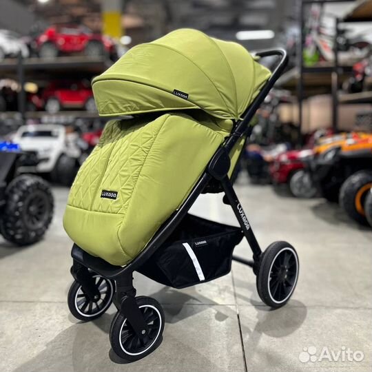 Прогулочная коляска новая