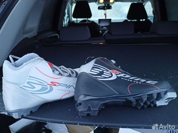 Лыжные ботинки классические