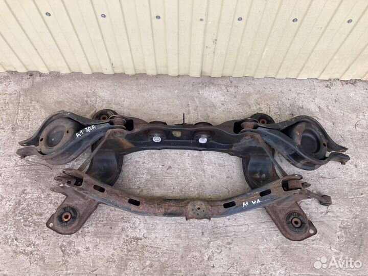 Подрамник задний Acura Mdx YD1 J35A5 2004