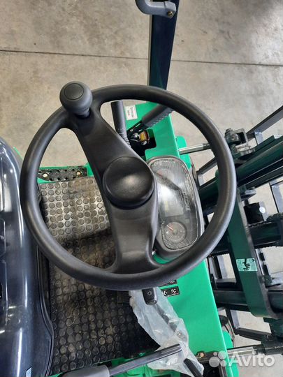 Вилочный погрузчик Dalian CPCD20FB, 2023