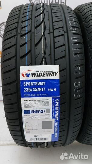 Wideway Sportsway 235/45 R17 98K