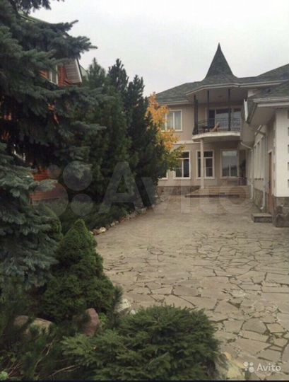 Дом 250 м² на участке 20 сот.