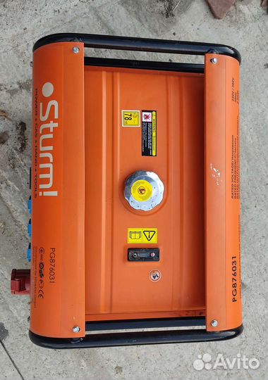 Бензиновый генератор Sturm pg876031