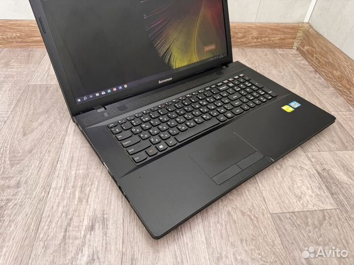 Lenovo Мощный (17.3/Core i7/Nvidia/16Gb/SSD+HDD)