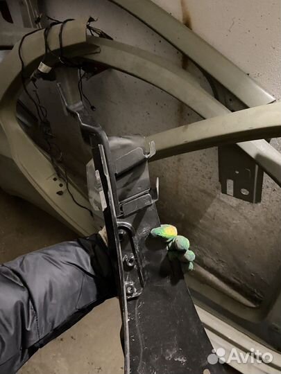 Лонжерон арки колеса Golf +