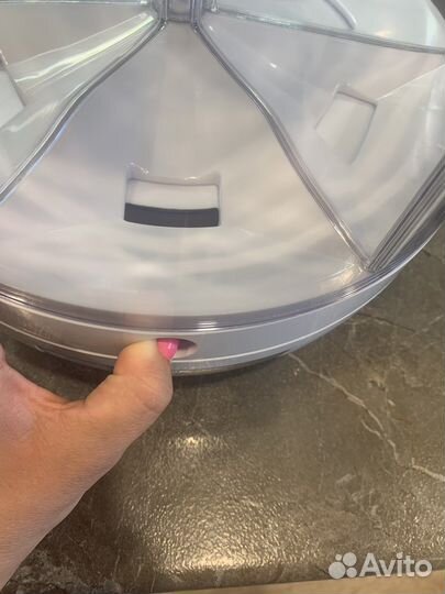 Диспенсер для сыпучих продуктов