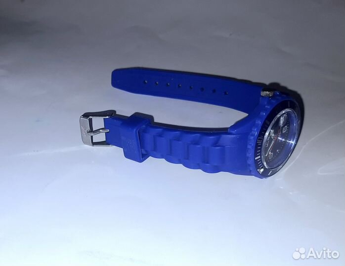 Наручные детские часы кварцевые