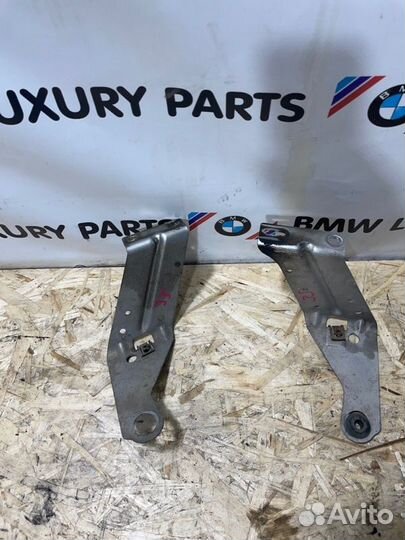 Кронштейн экрана моторного отсека Bmw X5 E70 2012