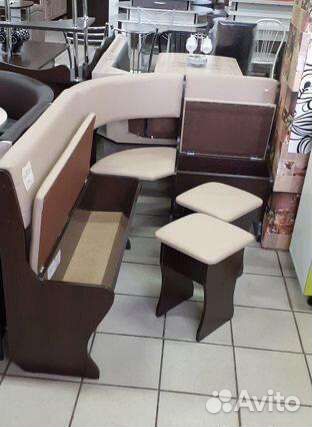 Набор уголок + 2 табурета