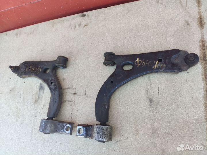 Рычаги передние Ford Fusion Fiesta Форд Фьюжен