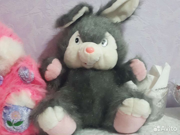 Большой плюшевый заяц символ 2023года