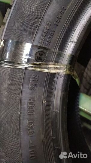 Continental ContiWinterContact TS 830 P 215/60 R17 96H