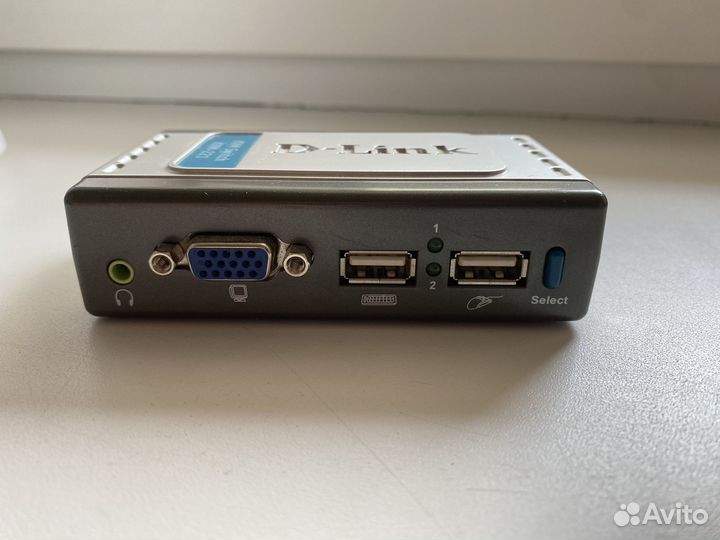 KVM переключатель D-Link KVM-221