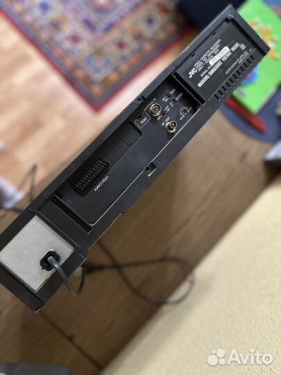 Видео магнитафон JVC