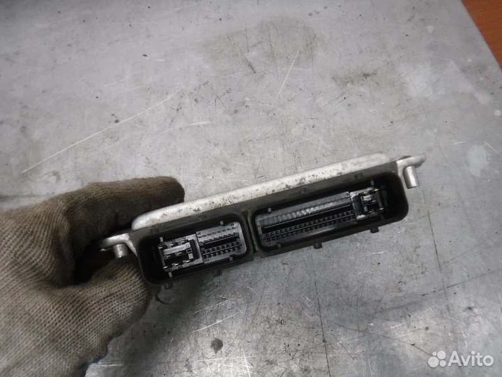 Блок управления двигателем Volkswagen Golf 4 AHF