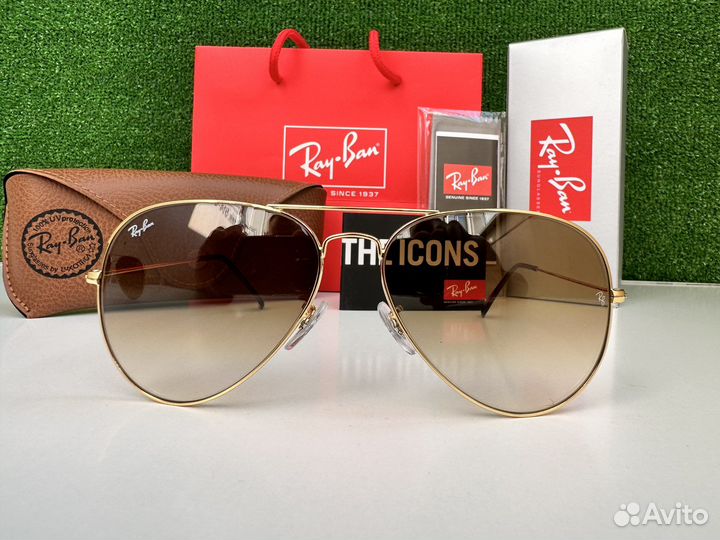 Солнцезащитные очки RayBan Aviator