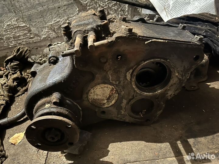 Продам раздаточную коробку