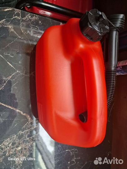 Канистра для бензина 5 литров