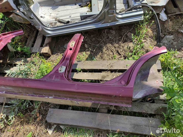 Порог левый Hyundai Accent