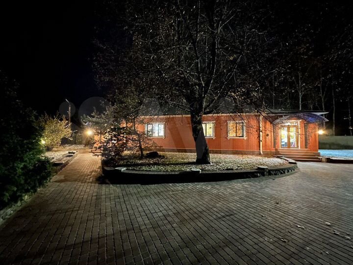 Дом 245 м² на участке 50 сот.