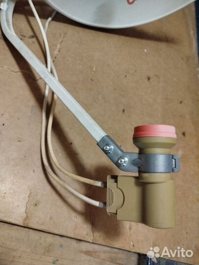 Спутниковая тарелка