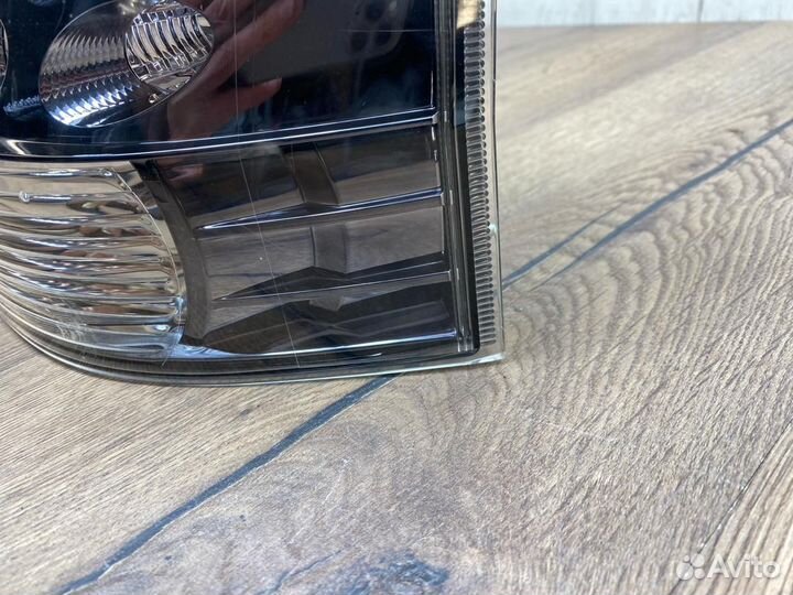 Фонарь правый Mitsubishi Outlander XL 4B12 2.4