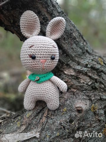 Игрушка ручной работы Зайка