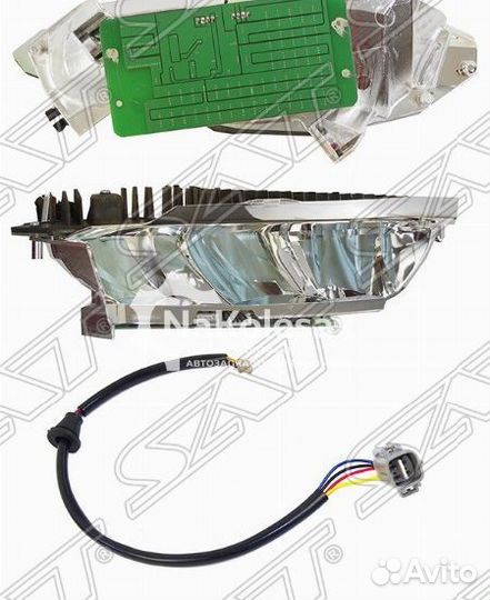 Фара противотуманная lexus NX200/300H 14-17 RH - у