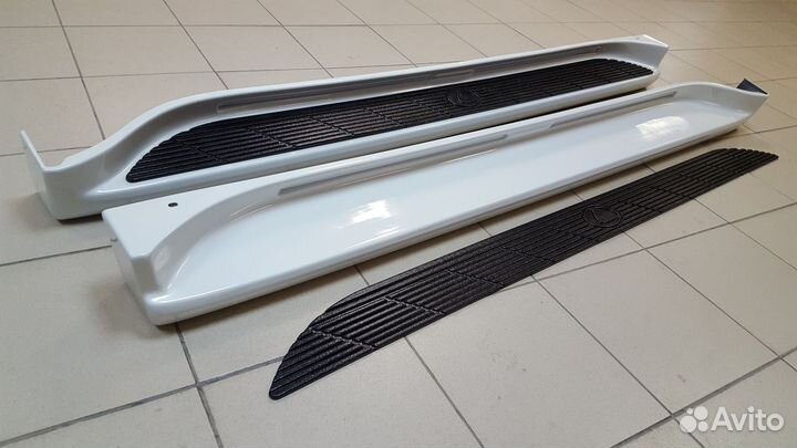 Lexus LX470 Пороги с неоновой подсветкой H5OV3