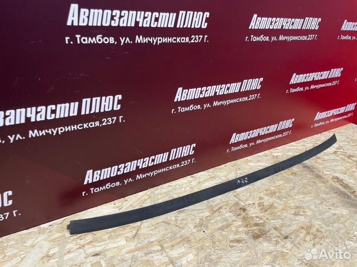 Молдинг крыши правый LADA X-Ray