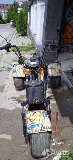 Электробайк треехколесный