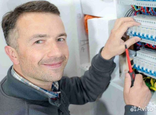 Установка соединительной коробки в щите