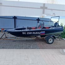 Моторная лодка